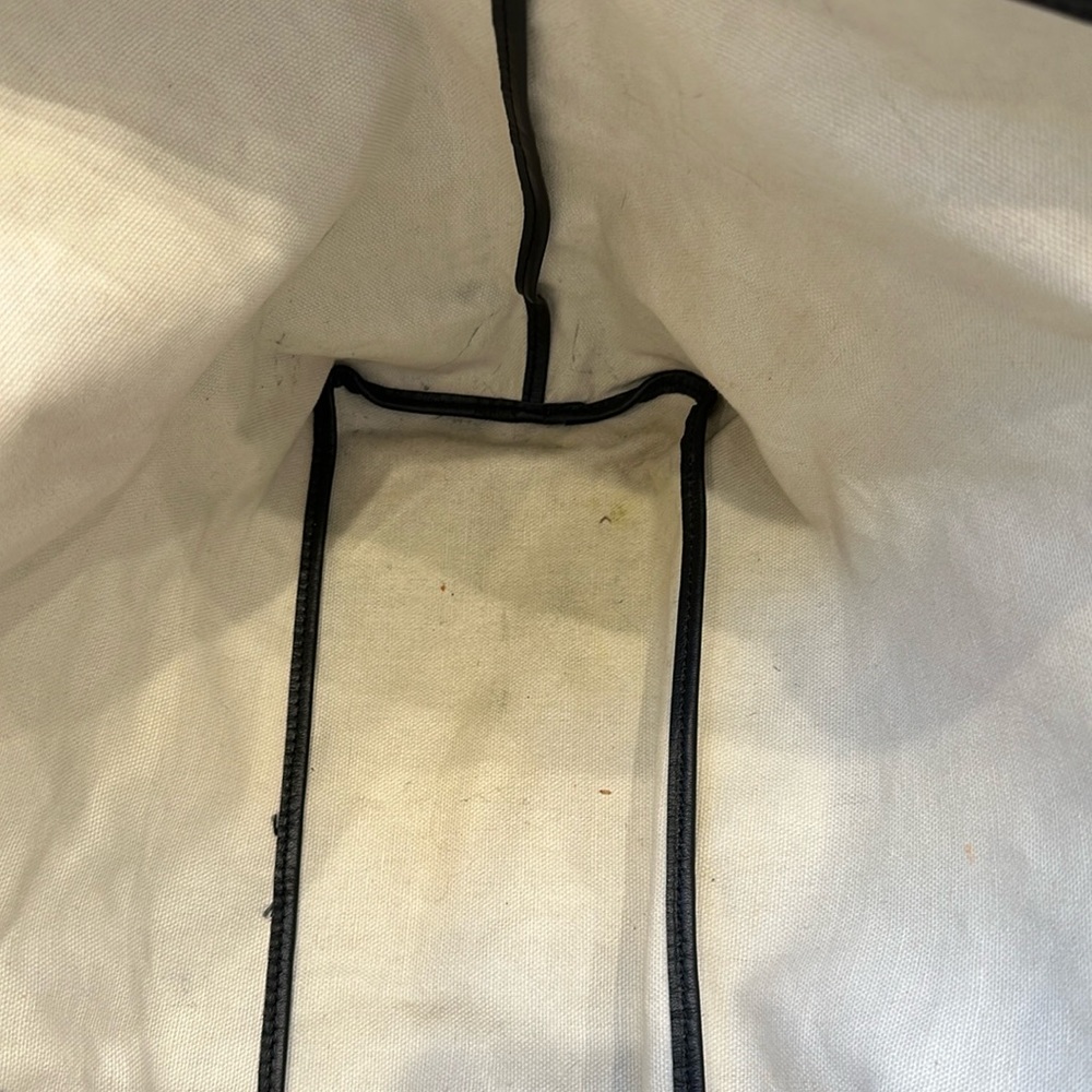 *NOT AVAILABLE* Goyard St Louis PM Tote Bag Black - Picture 6 of 11
